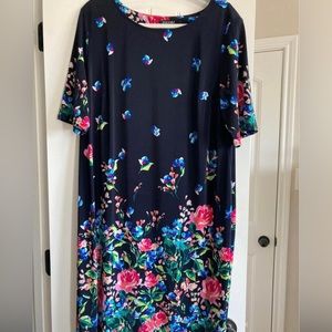 Women’s Floral Shift Dress 2x